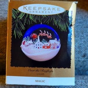 Hallmark Keepsake Over the rooftops 1996